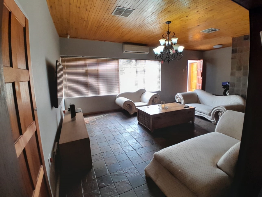 4 Bedroom Property for Sale in Kuruman Northern Cape